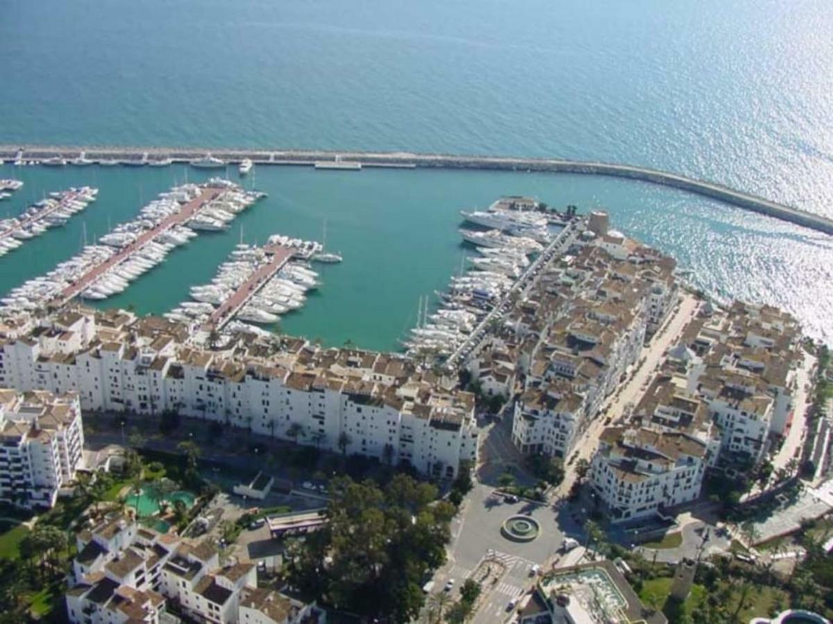 Banus Duplex Waterfront Apartment Marbella Exterior photo